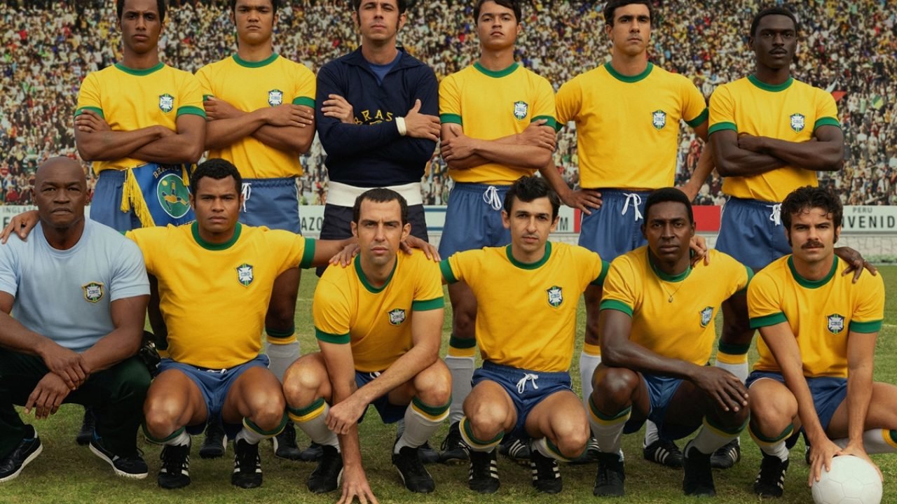 Foto: 1 de 1 Imagem oficial da série Brasil 70 – A Saga do Tri, da Netflix - Fot