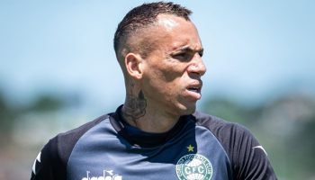 breno-lopes-coritiba-atacante