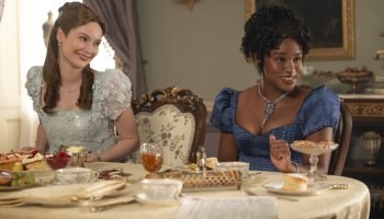 Foto: 1 de 1 Imagem colorida de Hannah Dodd e Masali Baduza caracterizadas para