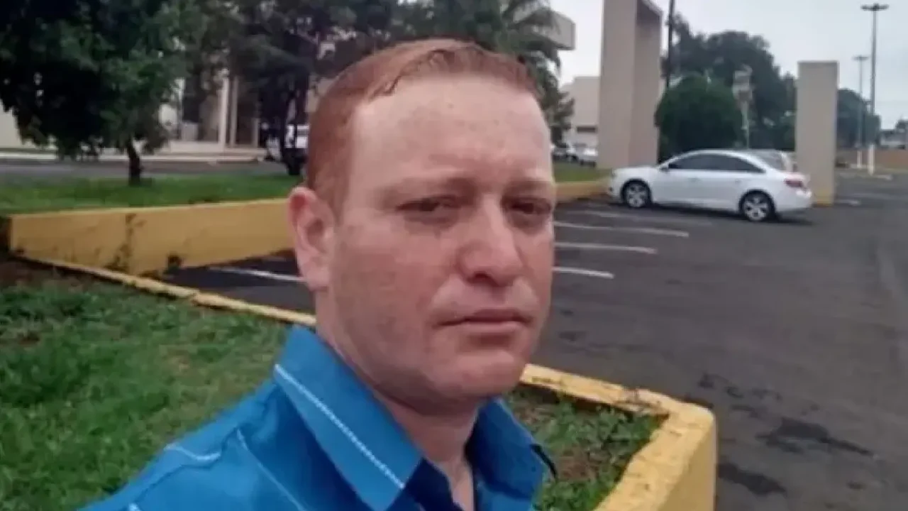 A casa apresentava indícios de luta corporal — Foto: A casa apresentava indícios