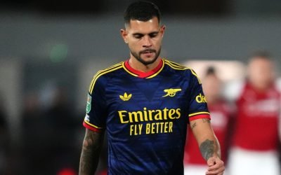 bruno-guimaraes-arsenal-penalti-eliminacao