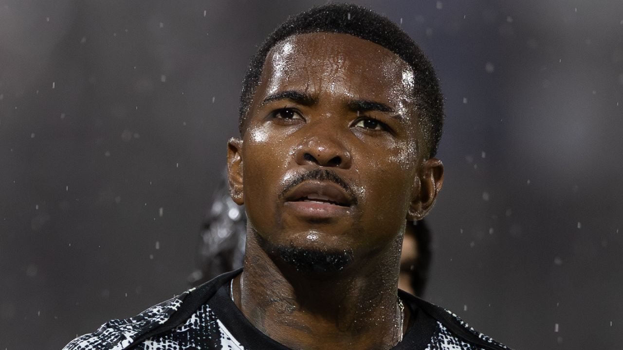 caca-zagueiro-corinthians-alvo-athletico-vitoria