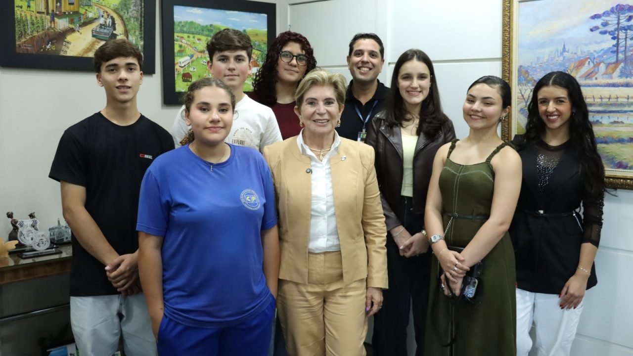 camara-jovem-de-pg-realiza-visita-institucional-a-006795950202610271843.jpg