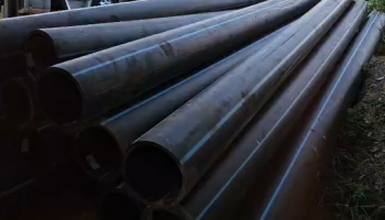 Carga de tubos industriais recuperada pela PCPR. — Foto: Governo do Paraná