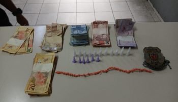 Polícia prende dois homens por tráfico de drogas em Colombo — Foto: Governo do P