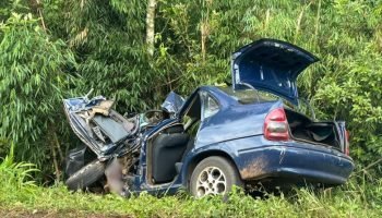 crianca-morre-acidente-cadeirinha