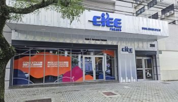 Foto: As inscrições para os cursos presenciais em Curitiba estão abertas. (Foto: