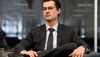 Procurador Deltan Dallagnol, chefe da força-tarefa da Lava Jato em Curitiba, durante entrevista no estúdio do jornal Gazeta do Povo