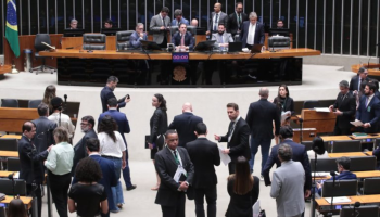 Imagem representativa de uma Assembleia Legislativa — Foto: Carregando