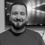 Foto: Diego Bruno Martins bateu a moto na lateral traseira do caminhão (Foto: Re