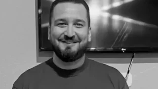 Foto: Diego Bruno Martins bateu a moto na lateral traseira do caminhão (Foto: Re