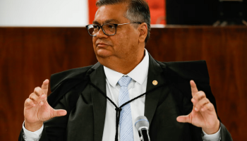 dino-estadao-1