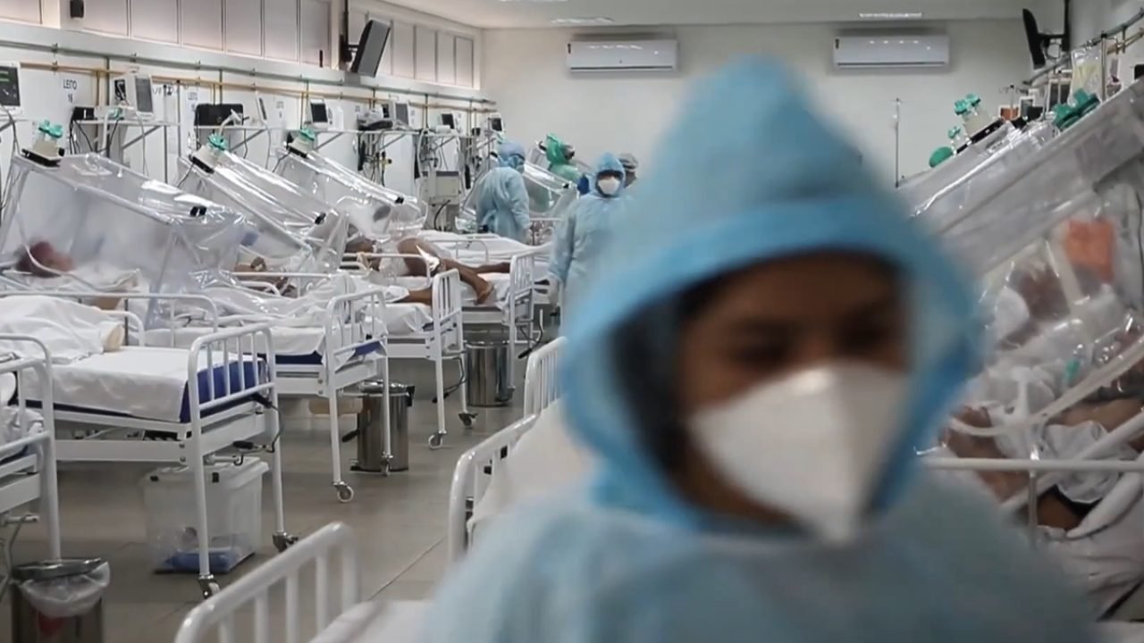 documentario-anatomia-do-caos-2