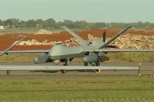 drones-mq-9-reaper-da-forca-aerea-dos-eua-no-aeroporto-rafael-hernandez-em-porto-rico