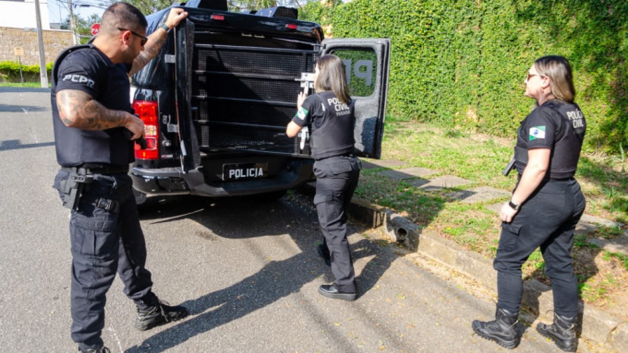 Polícia Civil prende suspeito por furto à loja de motocicletas — Foto: Governo d