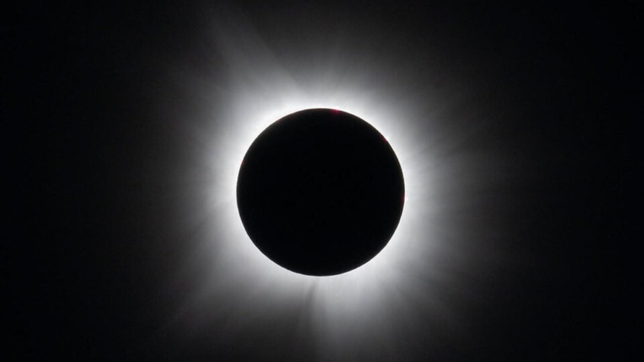 eclipse-solar-1-960x592-1