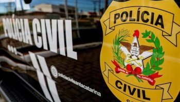 Ee deve permanecer sob custódia durante as investigações. — Foto: Ee deve perman