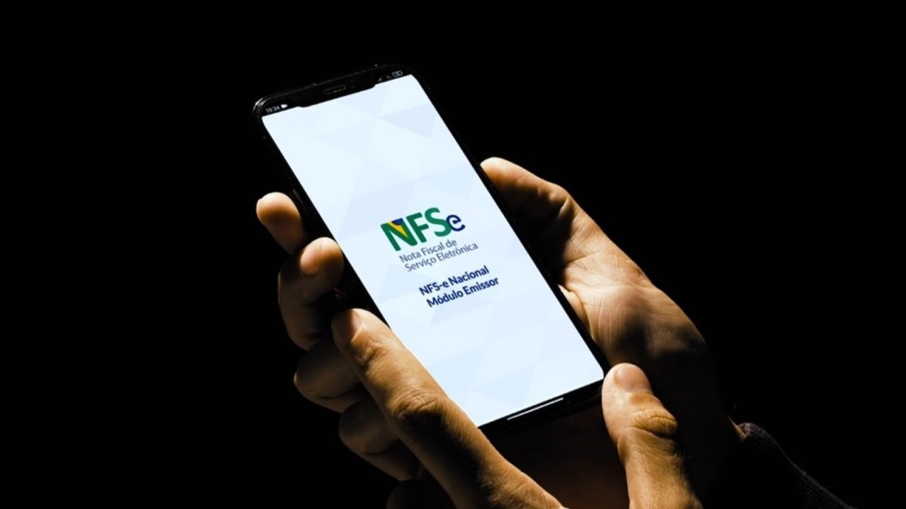 empresas-do-simples-tem-ate-novembro-para-adotar-e006679410202608211817.jpg