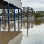 escola-alagada-castro006716290202609141348.png