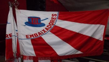 escola-de-samba-embaixadores-da-alegria