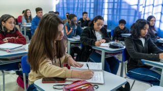 escolas-do-parana-1006757150202610051916.jpg