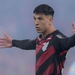 esquivel-athletico-expulso-gremio