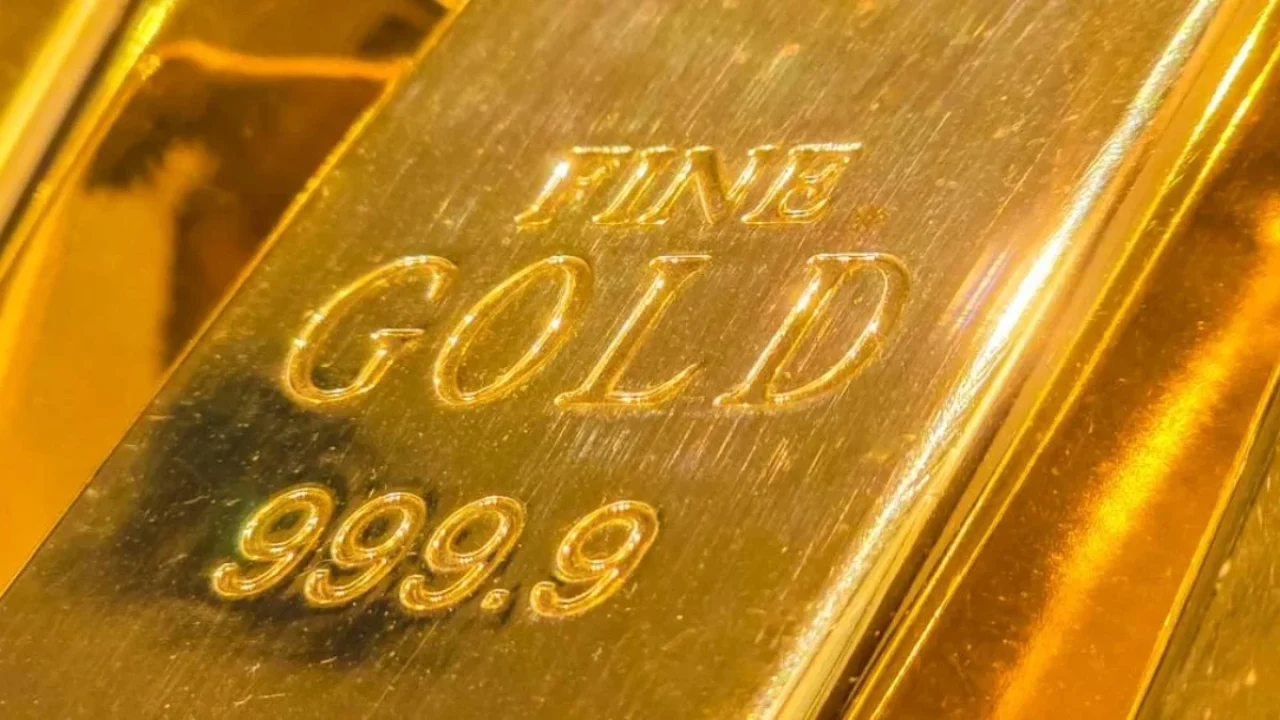 Mais de 300 barras de ouro, estimadas em 40 milhões de dólares, foram encontrada