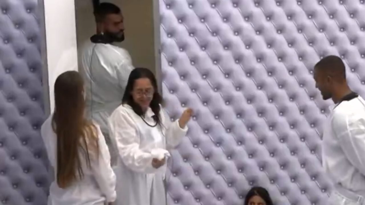 Participantes do Quarto Branco do BBB 26 — Foto: 1 de 1 bbb 26 cagaram e esfrega