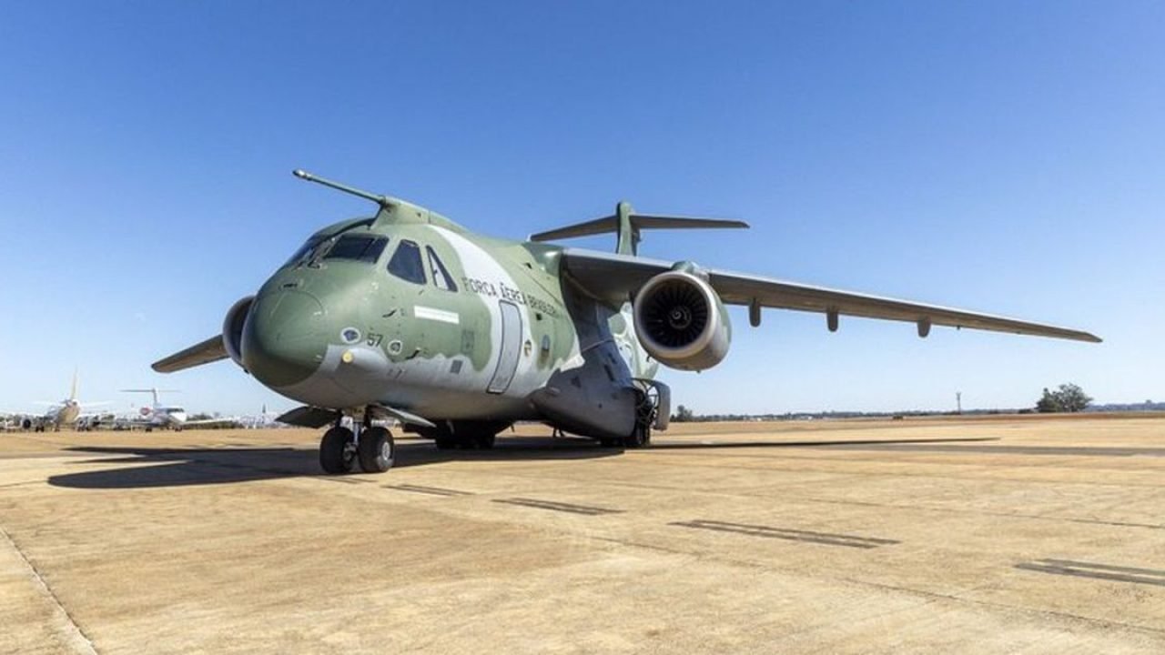 fab_envia_aviao_com_missao_humanitaria_a_venezuela
