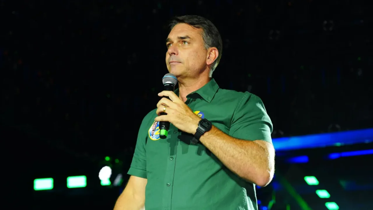 flavio-bolsonaro-3-e1793123436323006800930202610291748.webp