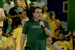 flavio-bolsonaro006638500202607292321.webp.webp