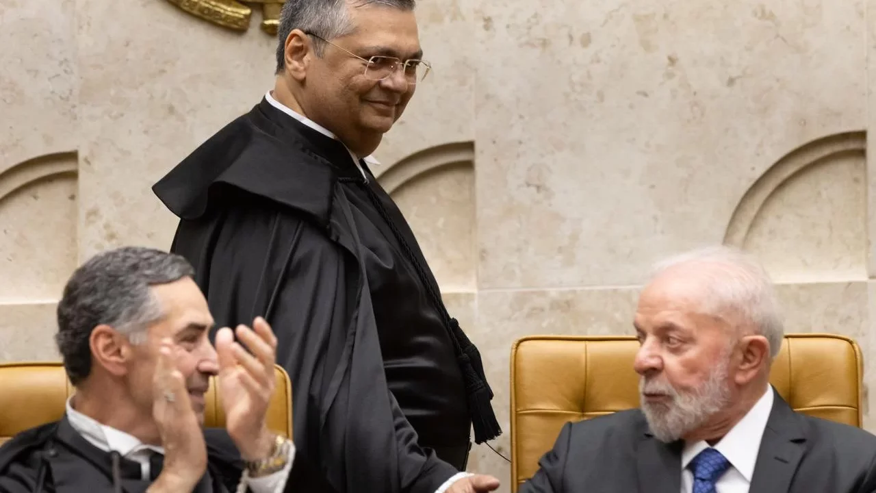 flavio-dino-toma-posse-como-ministro-do-stf