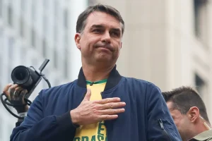 flaviobolsonaroavpaulista2-e1788811799533