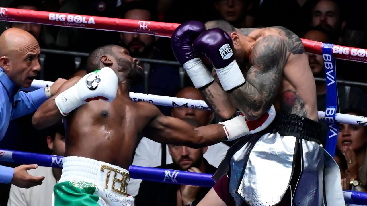 floyd-mayweather-boxe-volta