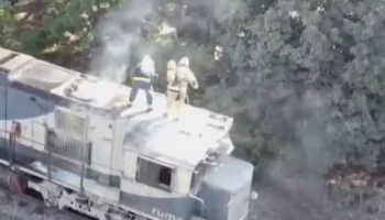 Foto: O incidente mobilizou equipes do Corpo de Bombeiros e causou apreensão ent