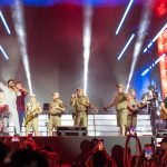 Zé Neto e Cristiano se apresentam com a Banda da PM no Verão Maior Paraná — Foto