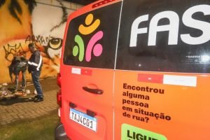 frio-curitiba-abrigos-fas-acolhimento-pessoas-situacao-de-rua-2-960x592-1