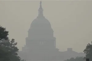 fumaca-de-incendios-do-canada-chegam-a-washington-006620000202607172322.webp.webp