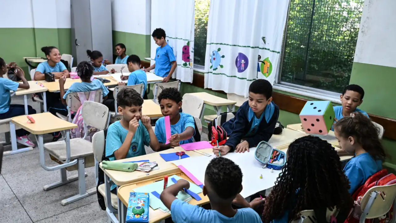governo-fixa-em-r-51-mil-novo-piso-nacional-do-mag006469480202606191608.png