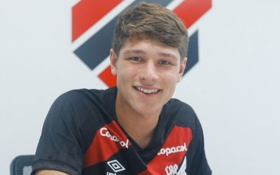 gustavo-gomes-athletico-novo-contrato
