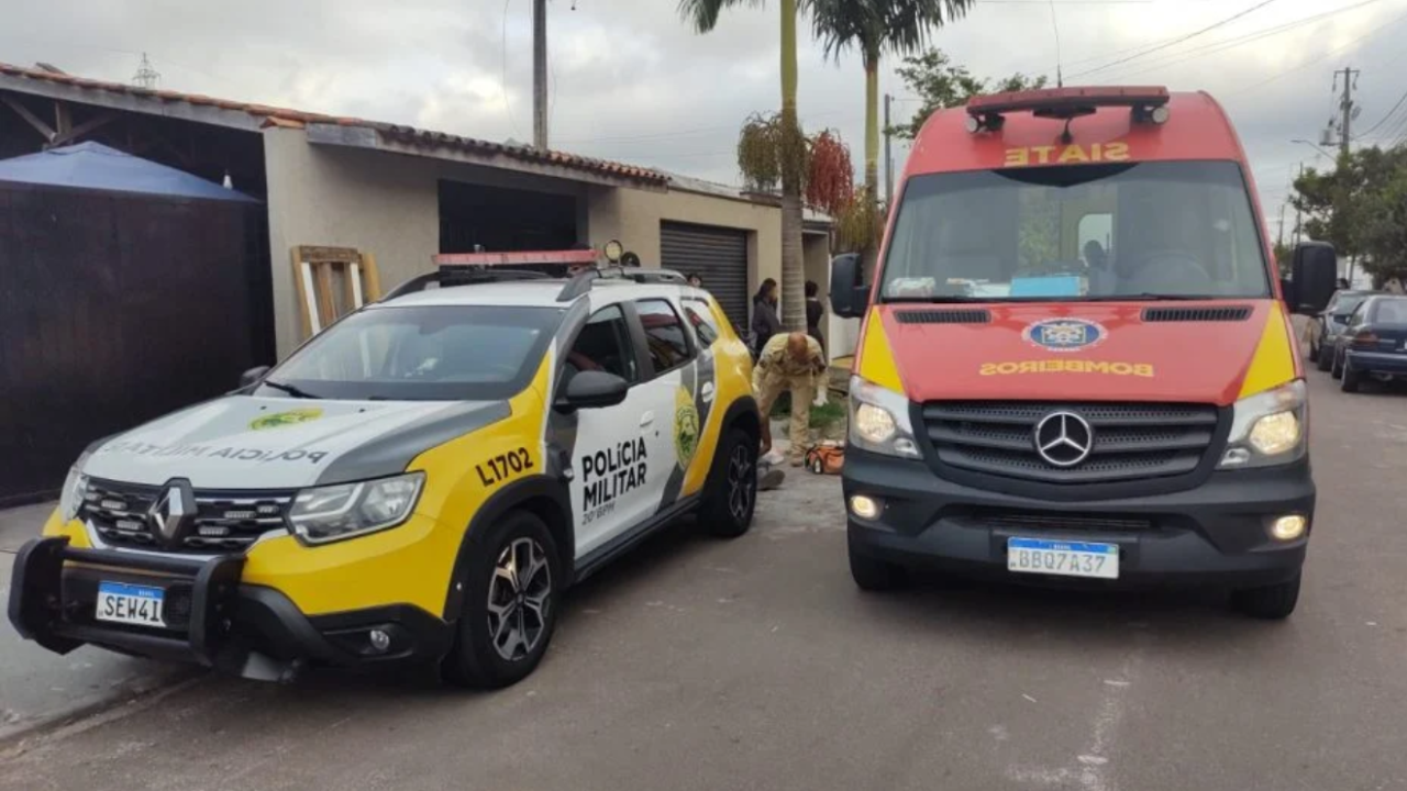 homem-ferido-cabeca-garrafa-bar-curitiba