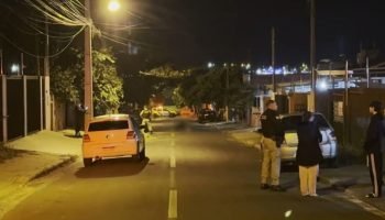 Uma tentativa de assalto terminou com um suspeito morto. — Foto: Uma tentativa d