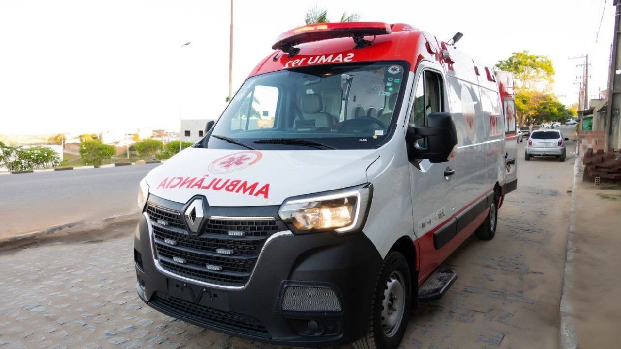 Foto: O cuidador da vítima também foi encontrado ferido. (Foto: Divulgação)