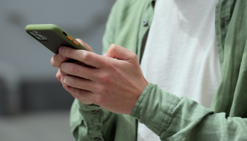 homem-oferecia-dinheiro-fotos-crianca-10-anos