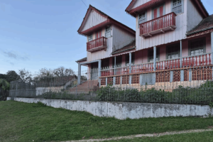 idoso-morto-casa-rosa-960x592-1