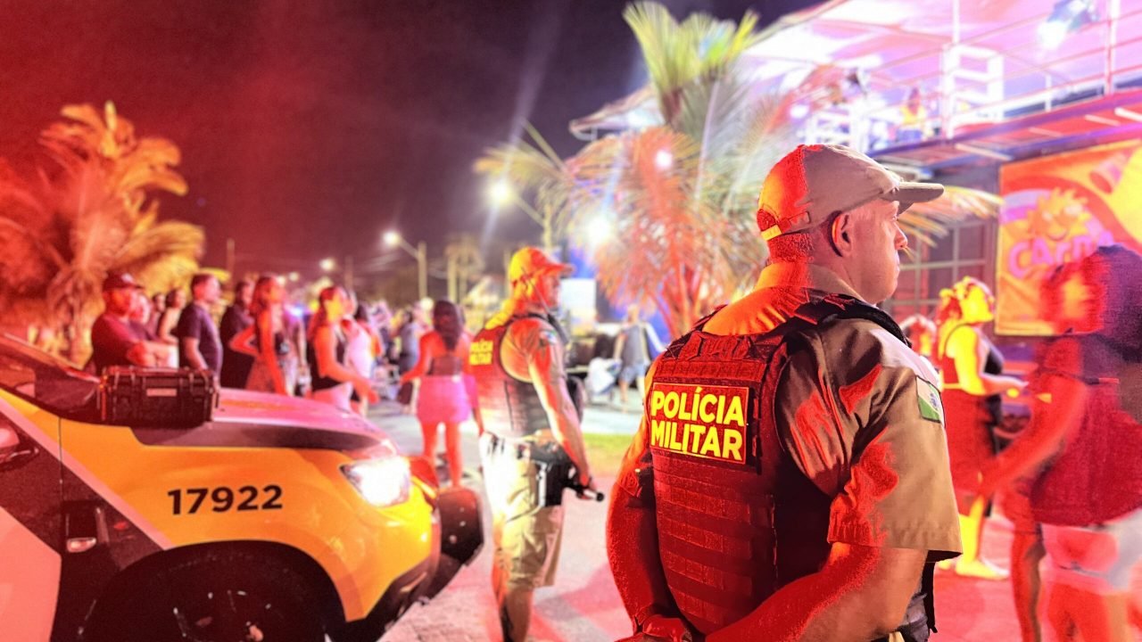 Policiamento ostensivo em Pontal do Paraná durante o Carnaval. — Foto: Sugestão