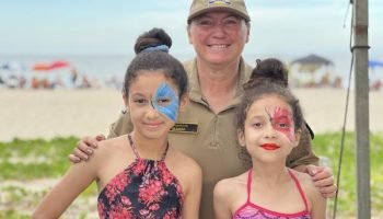 Exposição das forças de segurança em Matinhos — Foto: Governo do Paraná