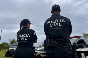 Equipes da PCPR atuam no cumprimento de mandado de prisão em Guaraqueçaba — Foto