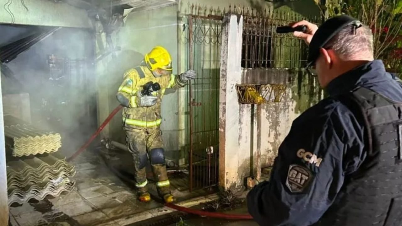 incendio-casa-ponta-grossa-2-960x592-1