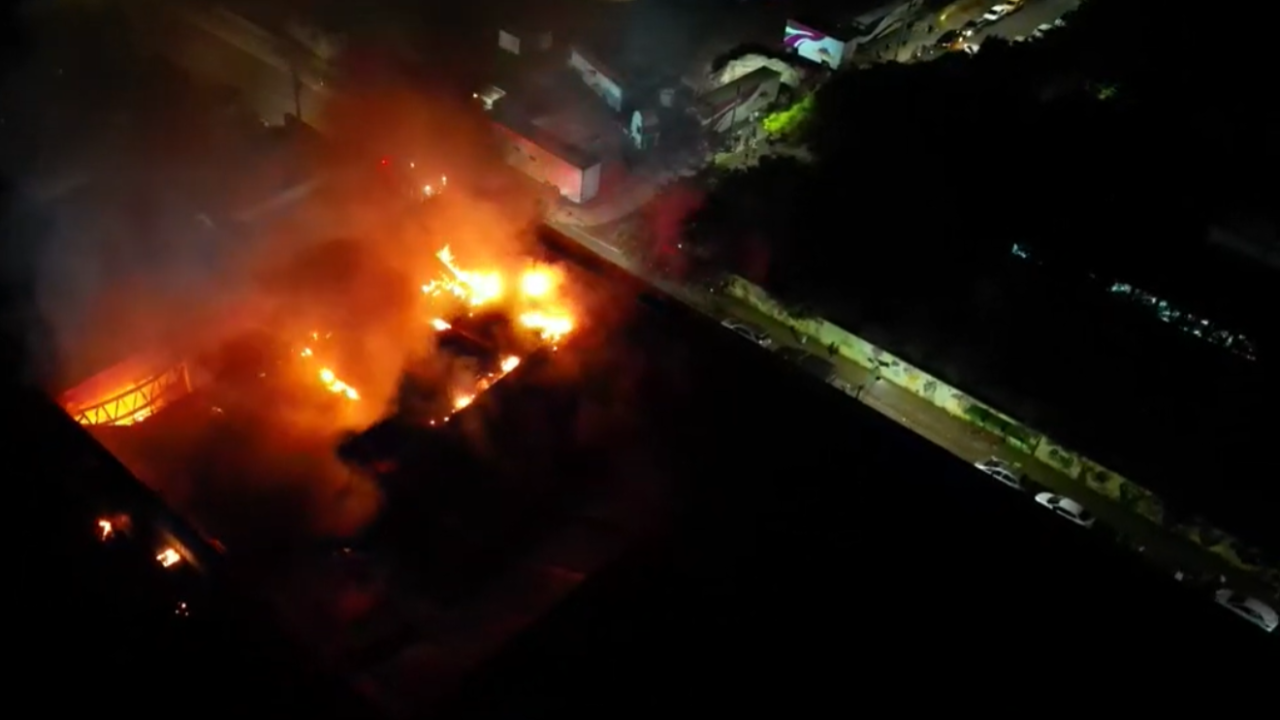 incendio-supermercado-Cambe